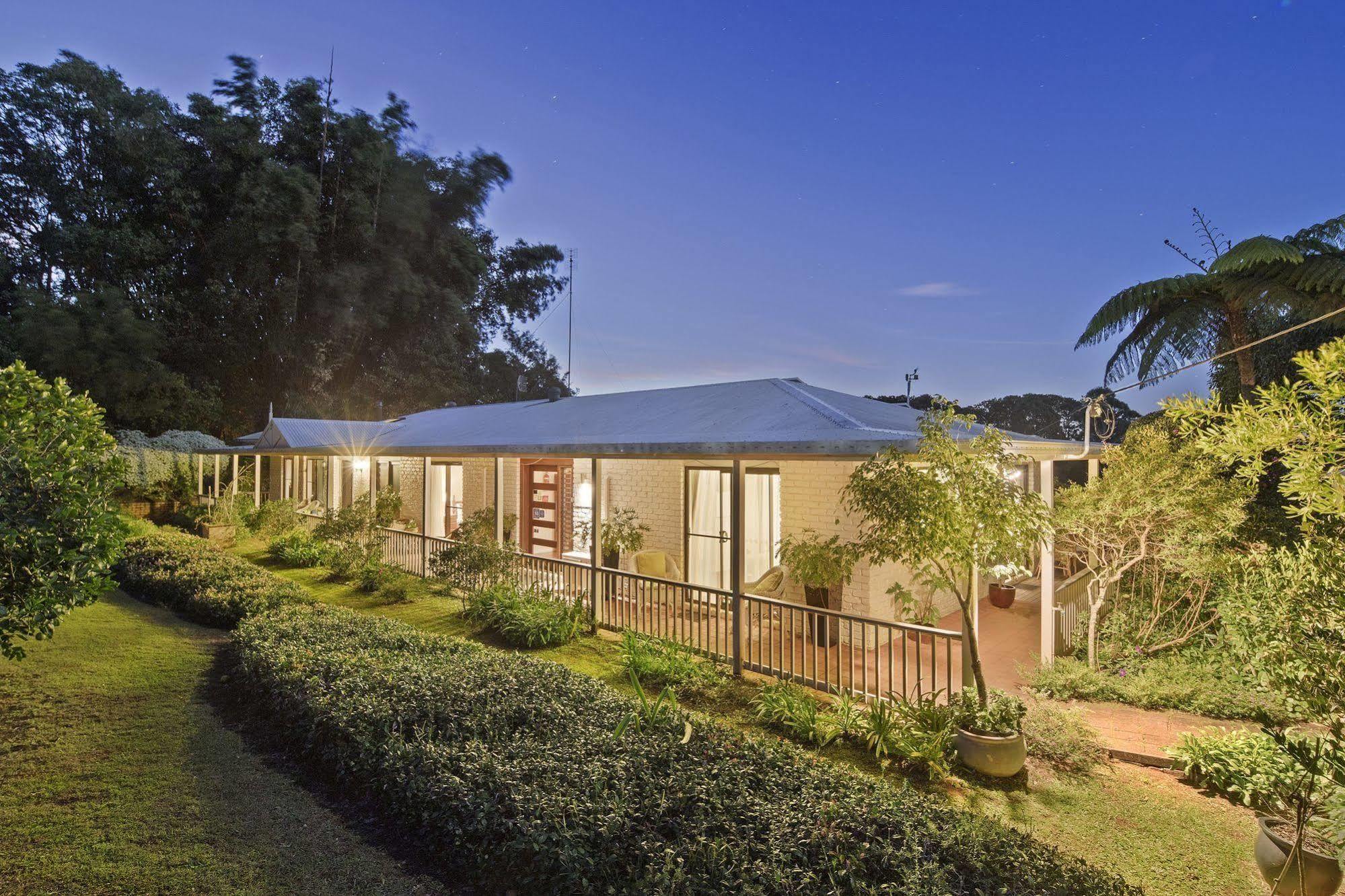 Eden Lodge Nambour Luaran gambar