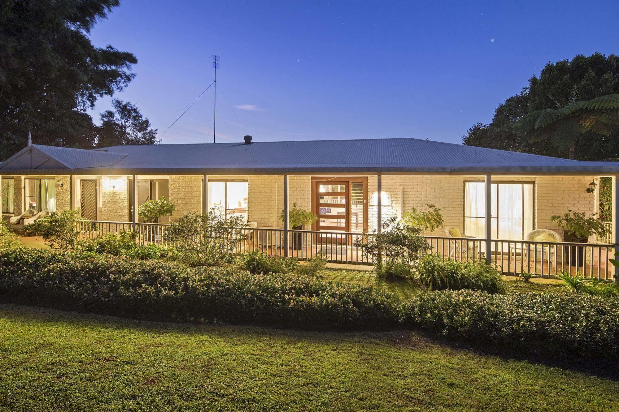 Eden Lodge Nambour Luaran gambar